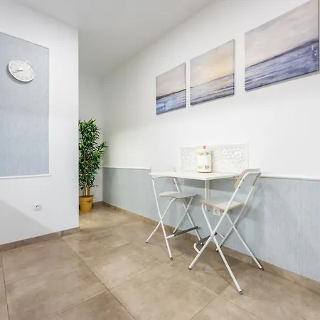 Casa Carmen Con Piscina 푸엔히롤라