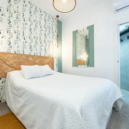 Casa Carmen Con Piscina * 푸엔히롤라
