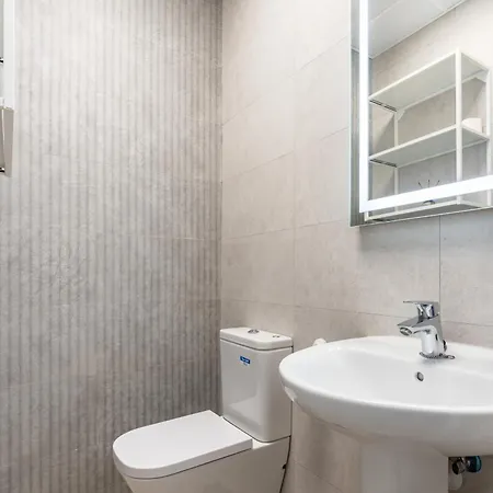 Casa Carmen Con Piscina * 푸엔히롤라
